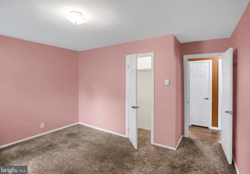 2725 Warm Spg Ave, Huntingdon PA 16652-2303 exterior