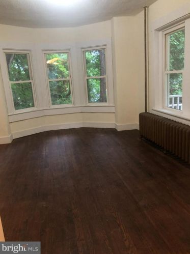 647 Convent Rd, Chester PA 19014-1123 exterior