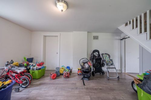 126 Tilford Rd, Pittsburgh PA 15235-2249 exterior