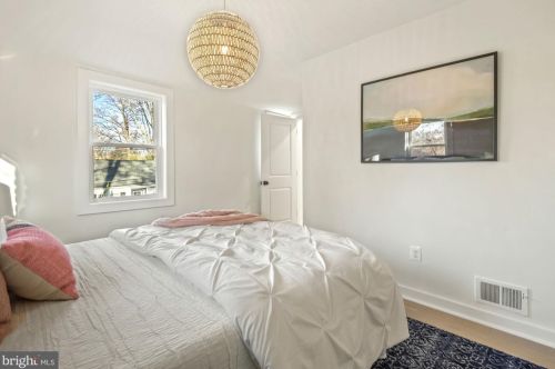 2906 Stanton Ave, Silver Spring MD  20910-1217 exterior