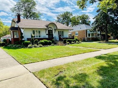 2501 12 Ave, Broadview IL 60153-1405 exterior