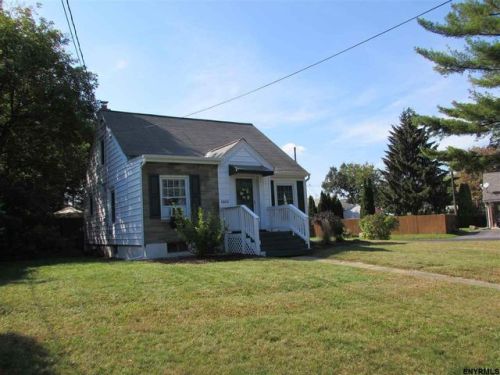 1800 Van Cortland St, Schenectady NY  12303-1534 exterior