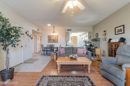 2778 Camino Selva, Green Valley AZ 85622-8203 exterior