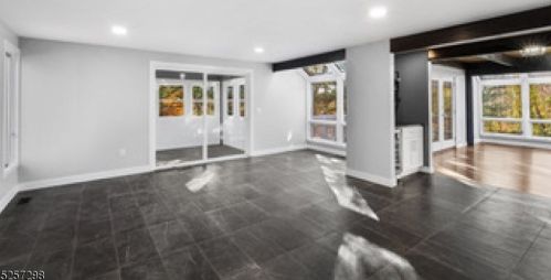 2 Baxter Farm Rd, Morristown NJ 07960-6609 exterior