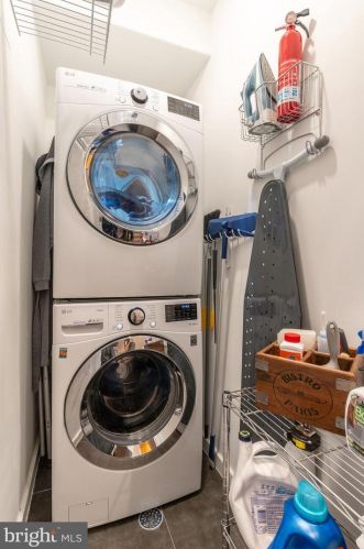 1311 Bouvier St, Philadelphia PA  19146-4702 exterior