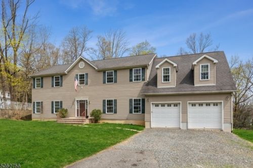 2 Frederick Pl, Morristown, NJ 07960-6338