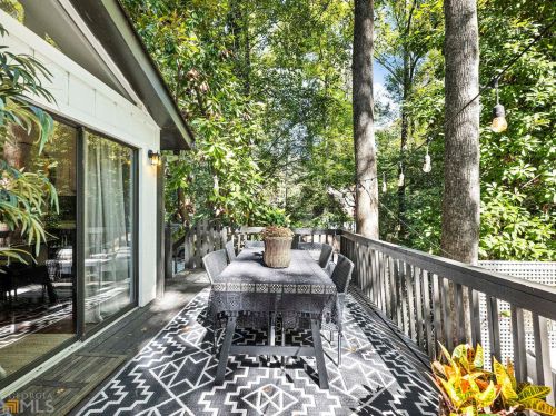 2671 Caldwell Rd, Atlanta GA exterior