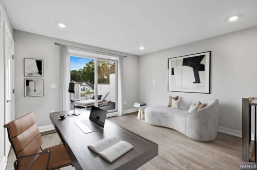 57 Lincoln Ave, Cliffside Park NJ 07010-1820 exterior