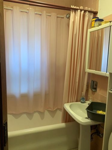 8038 Dobson Ave, Chicago IL 60619-4412 exterior