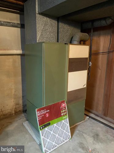 67 Mummert Dr, Littlestown PA exterior