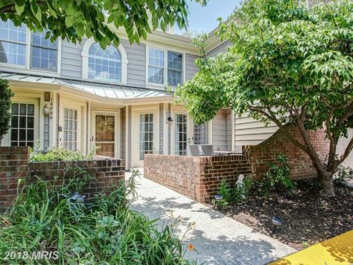 10836 Luxberry Dr, Rockville, MD 20852-5504