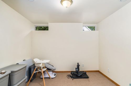 701 Ideal St, Duluth MN 55811-4505 exterior