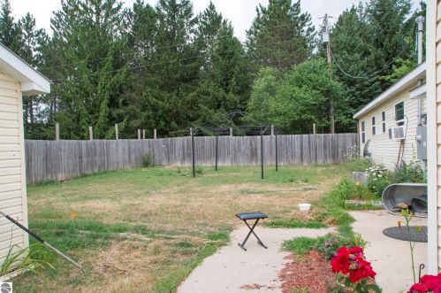 1640 M72, Kalkaska MI 49646-9771 exterior