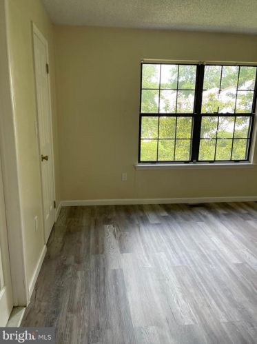 47 Drewes Ct, Trenton NJ  08648-2634 exterior