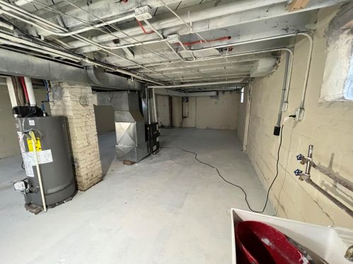 3153 33rd St, Milwaukee WI  53215-4272 exterior