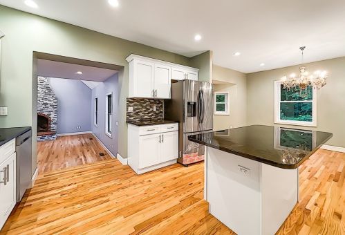 74 Forest Glen Rd, Springfield MA  01106-1115 exterior