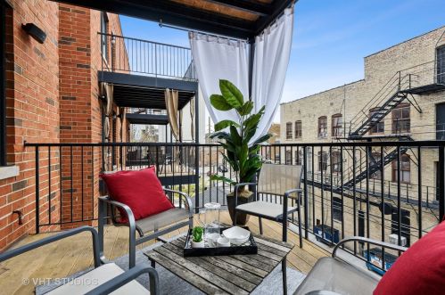 2708 Lehmann Ct, Chicago IL  60614-1616 exterior