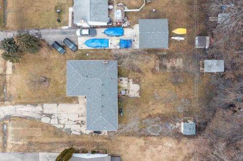 48393 Forbes St, New Baltimore MI 48047-2250 exterior