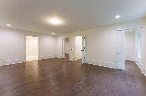 5666 Long Island Dr, Atlanta GA  30327-4842 exterior