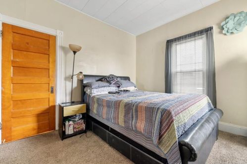 31 Trinity St, New Britain CT 06051-3417 exterior