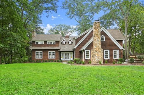 8 Laurel Rd, Westport, CT 06880-4915