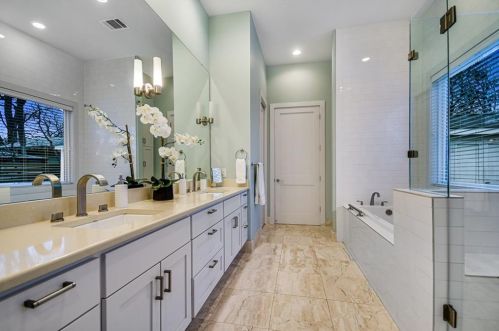 4105 Burnet Rd, Austin TX exterior