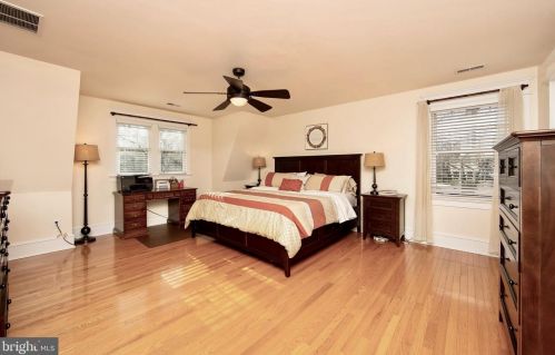 139 Marne Ave, Tavistock NJ 08033-1444 exterior