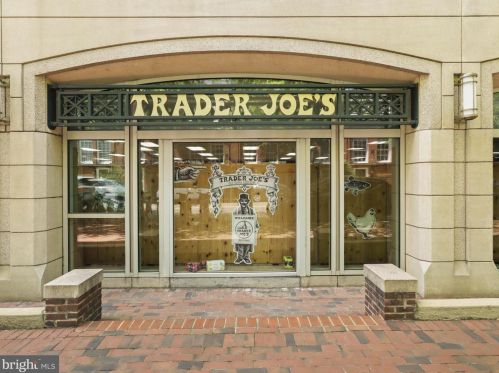 903 Princess St, Alexandria VA  22314-2244 exterior