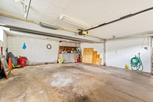 104 Mcalister Dr, Pittsburgh PA 15235-4055 exterior