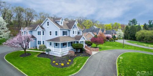 1659 Woodland Ave, Edison, NJ 08820-1040