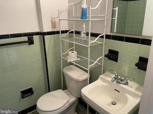 139 Isabel Ave, Manor PA 19036-1407 exterior