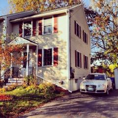 46 Emerald St, Manchester NH  03103-7361 exterior