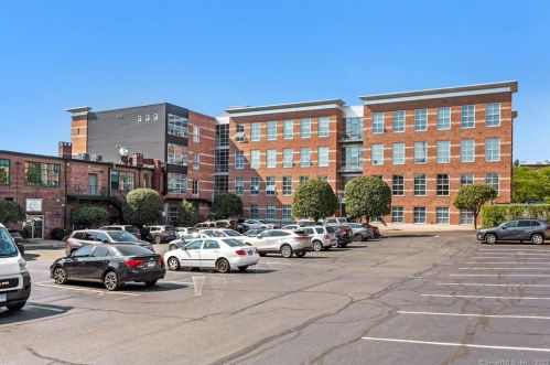 10 Ann St, Norwalk CT 06854-2331 exterior