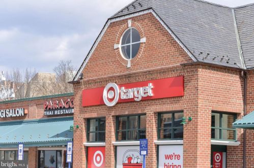 2800 Devonshire Pl, Washington DC 20008-3437 exterior