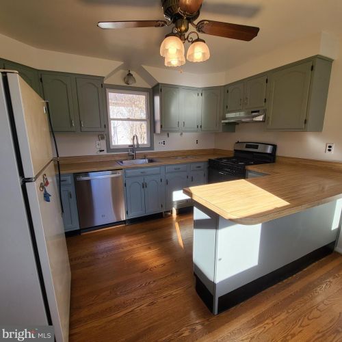 10803 Jewett St, Silver Spring MD  20902-3739 exterior