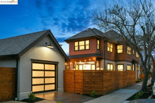 1337 Carrison St, Berkeley, CA 94702-2411