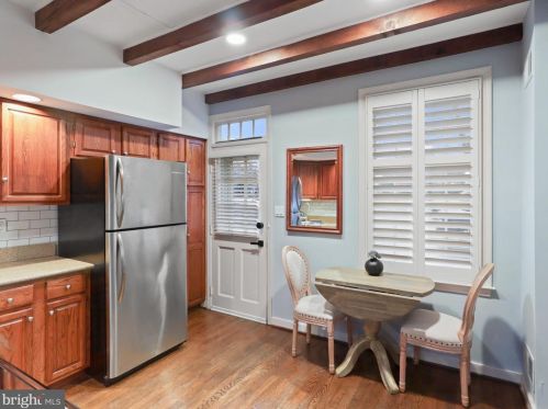 659 Columbus St, Alexandria VA  22314-1848 exterior