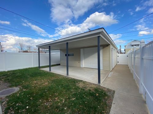 1923 Austin Blvd, Chicago IL 60804-1657 exterior