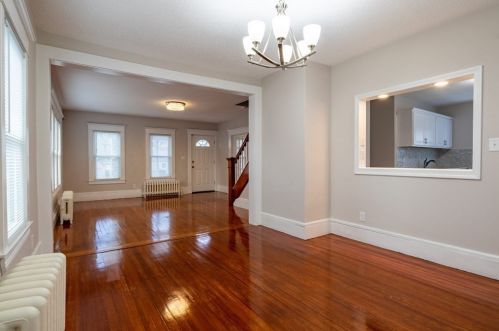 139 Berkshire Ave, Springfield MA  01109-1749 exterior