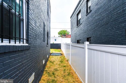 4227 Edson Pl, Washington DC  20019-8023 exterior