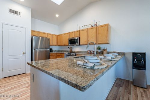 2944 Beck Dr, Tucson AZ  85730-3620 exterior