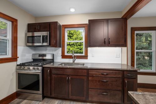 2215 Amherst Ave, Kalamazoo MI 49008-3970 exterior