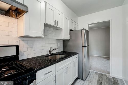 872 Bellevue St, Washington DC 20032-6002 exterior