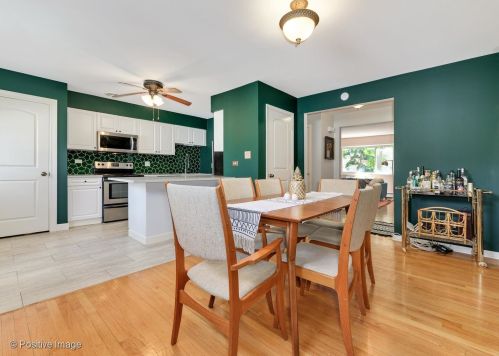 1826 Winnemac Ave, Chicago, IL 60640-2602