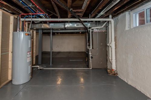 6153 Tennessee Ave, Saint Louis MO 63111-2324 exterior