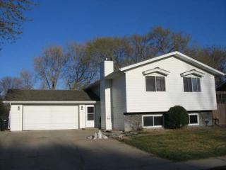 1511 Reno Dr, Bismarck, ND 58504-6255