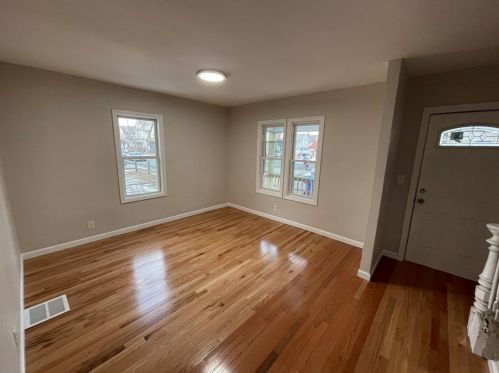 104 Eastern Ave, Springfield MA 01109-3638 exterior