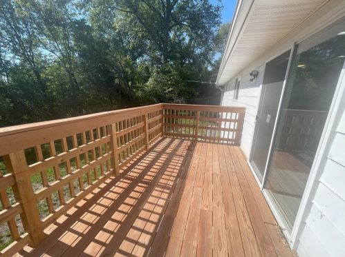 1130 Chambers Rd, Saint Louis MO 63137-1507 exterior