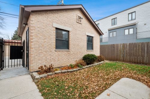 2712 Bryn Mawr Ave, Chicago IL 60659-4414 exterior