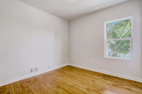 1101 72nd St, Milwaukee WI  53214-3119 exterior